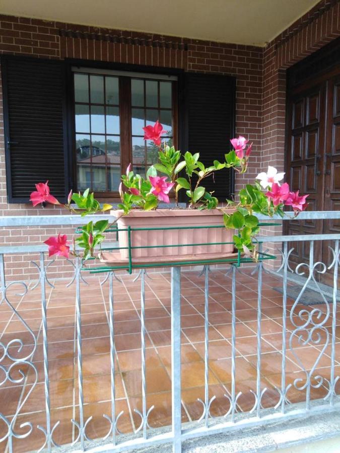 Villa Fernando Castagnole delle Lanze Exterior photo